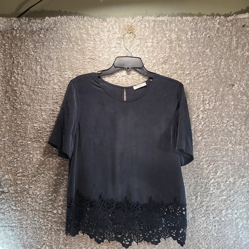 Equipment Femme Women Black Small Suede Silk Blouse With Lace Detailing